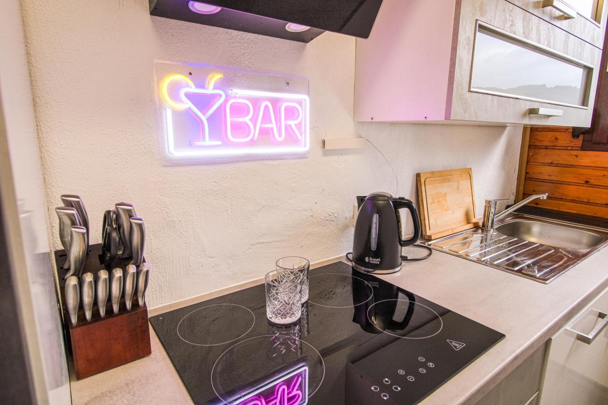 Stilvolle Wellness-Ferienwohnung In Neef Whirlpool, Sauna, Grill, Fitness, Billard & Moselblick Dış mekan fotoğraf